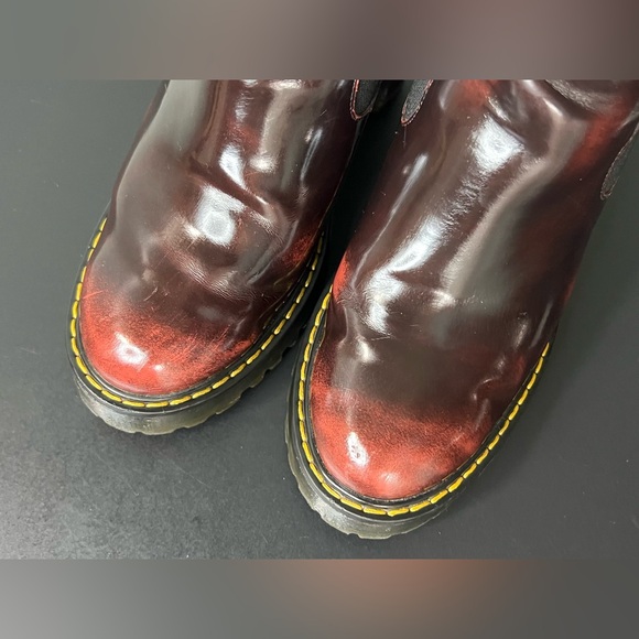 Dr. Doc Martens Hurston Heeled Platform Chelsea Boots Cherry Red Arcadia Leather - Picture 4 of 14